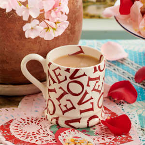 Emma Bridgewater L.O.V.E Polka Red Half Pint Mug